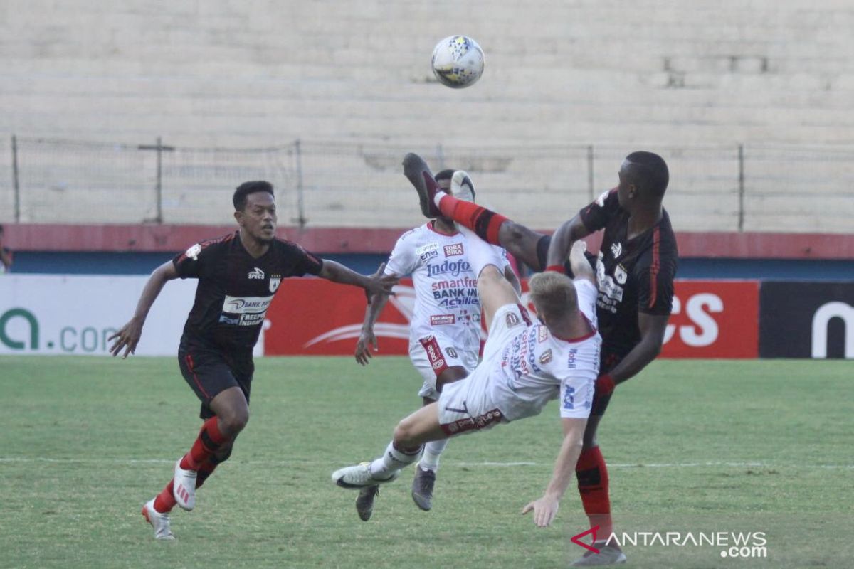 Hasil Liga 1: Persipura ditahan Bali United 2-2