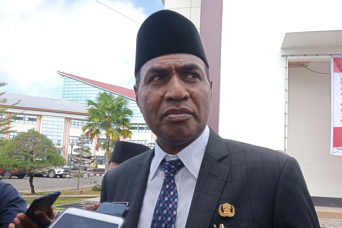 Wagub Papua Barat; Jangan resisten terhadap penanganan COVID-19