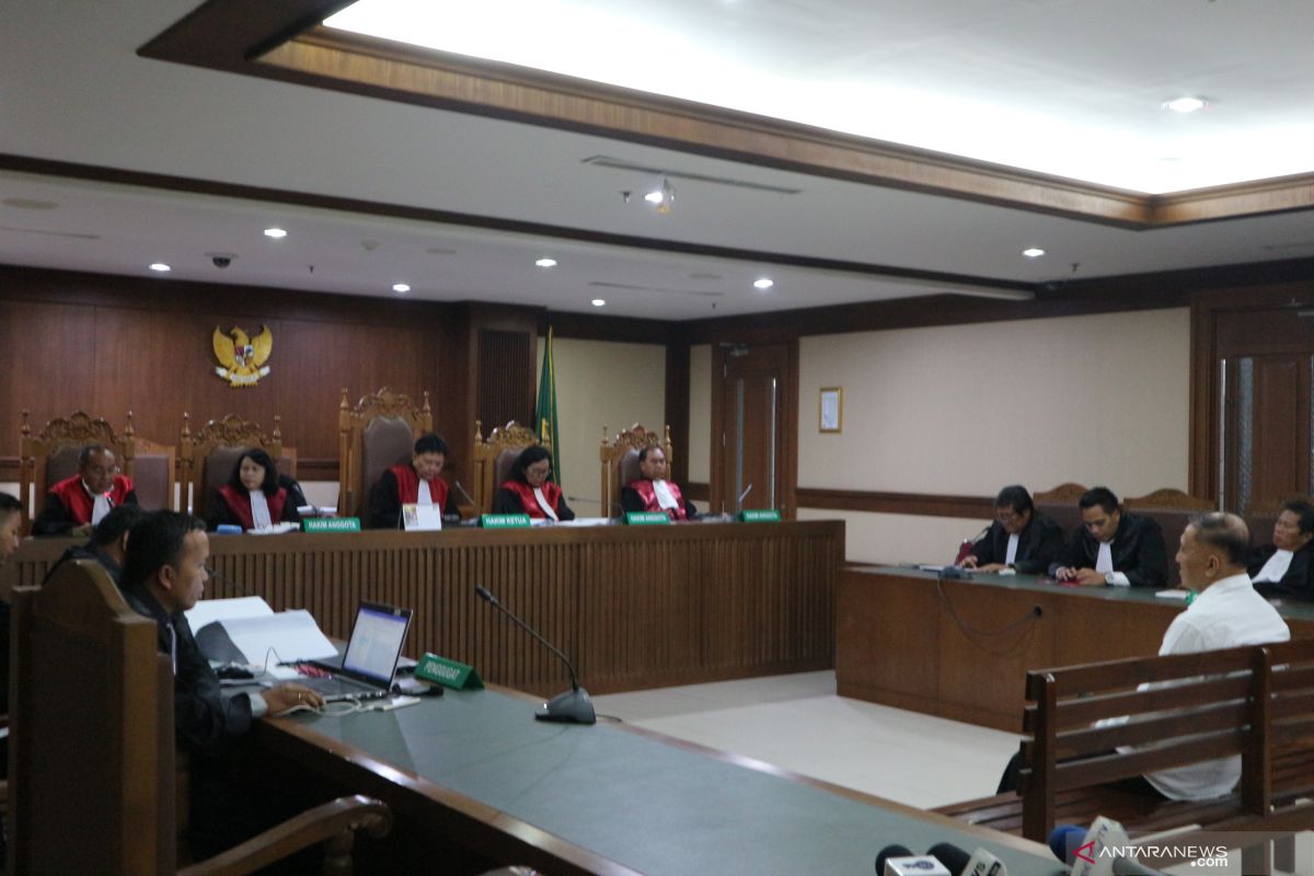 Mantan anggota DPR ini divonis 6 tahun penjara