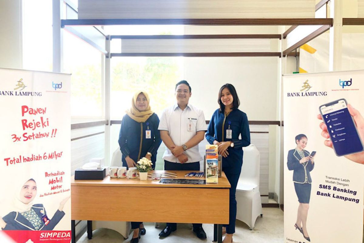 Bank Lampung KCP TBS buka stand dan kenalkan produk unggulan