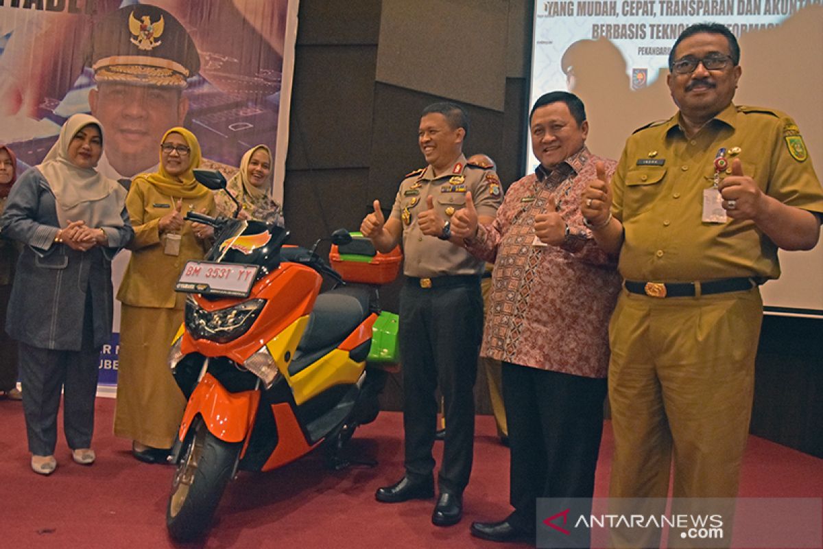 Riau luncurkan Samsat Tanjak dengan motor warna-warninya