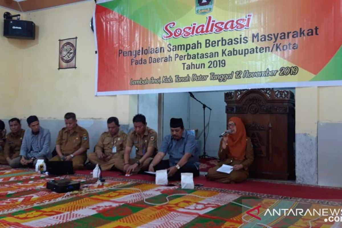 DLH Sumbar edukasi warga Nagari Singgalang kelola sampah