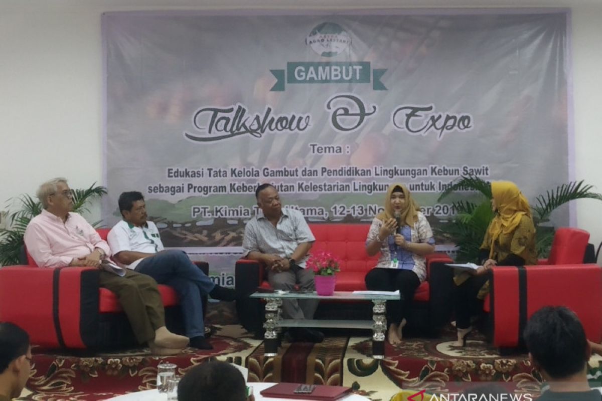 Guru besar IPB paparkan potensi gambut kepada pelajar Siak