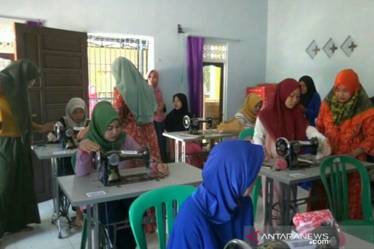 Mahasiswa UIN dukung desa gelar pelatihan kewirausahaan