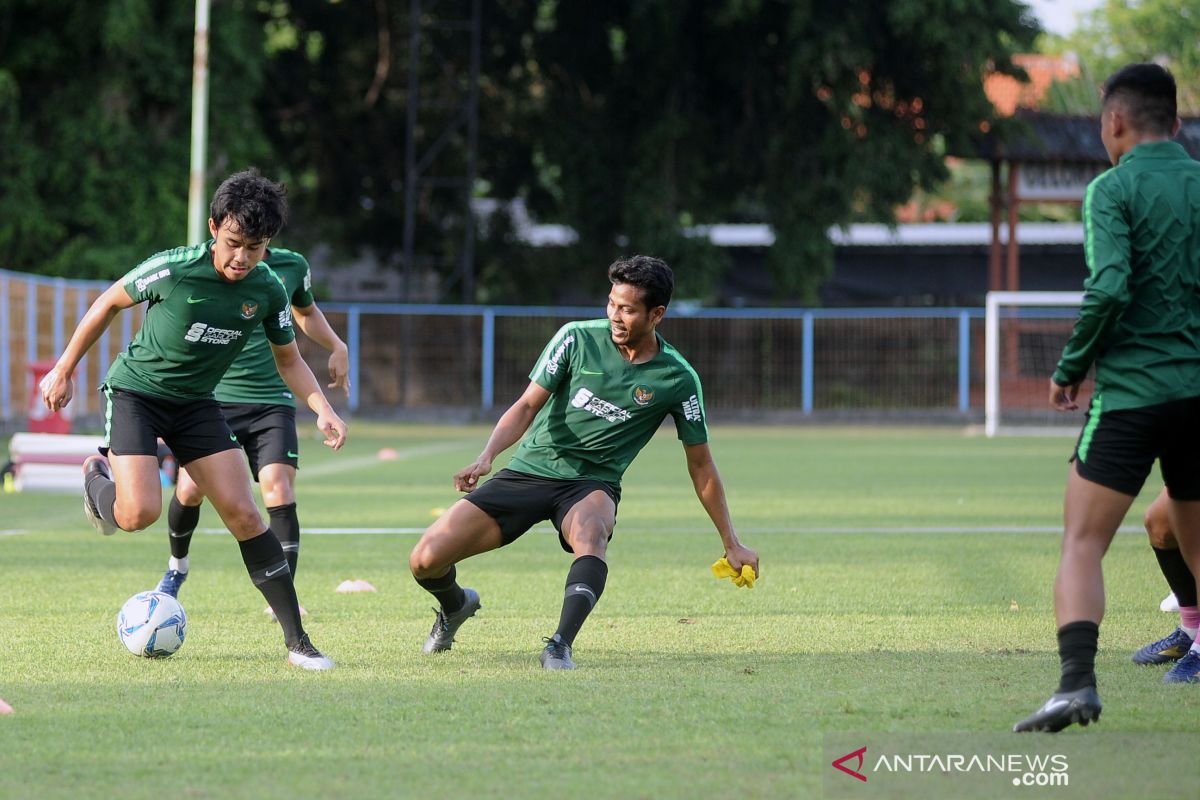 Timnas U-23 Indonesia tertinggal 0-1 dari Australia pada babak pertama