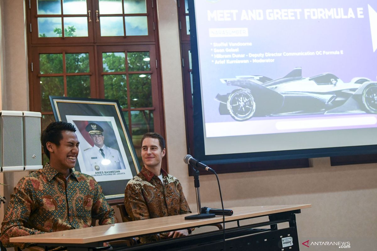 Kemarin, Satpam OJK gantung diri hingga kepastian Formula E Jakarta
