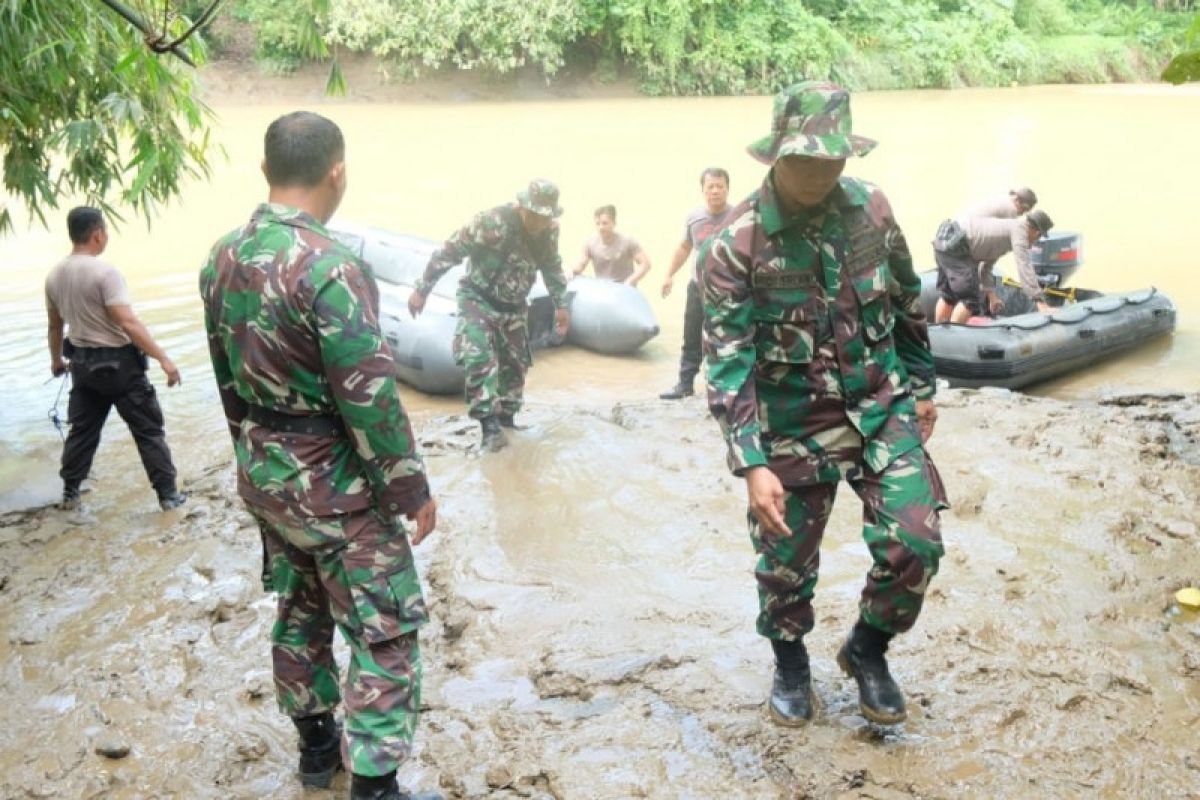 Kodim 0201/BS gelar patroli bangkai babi menanggapi keresahan warga