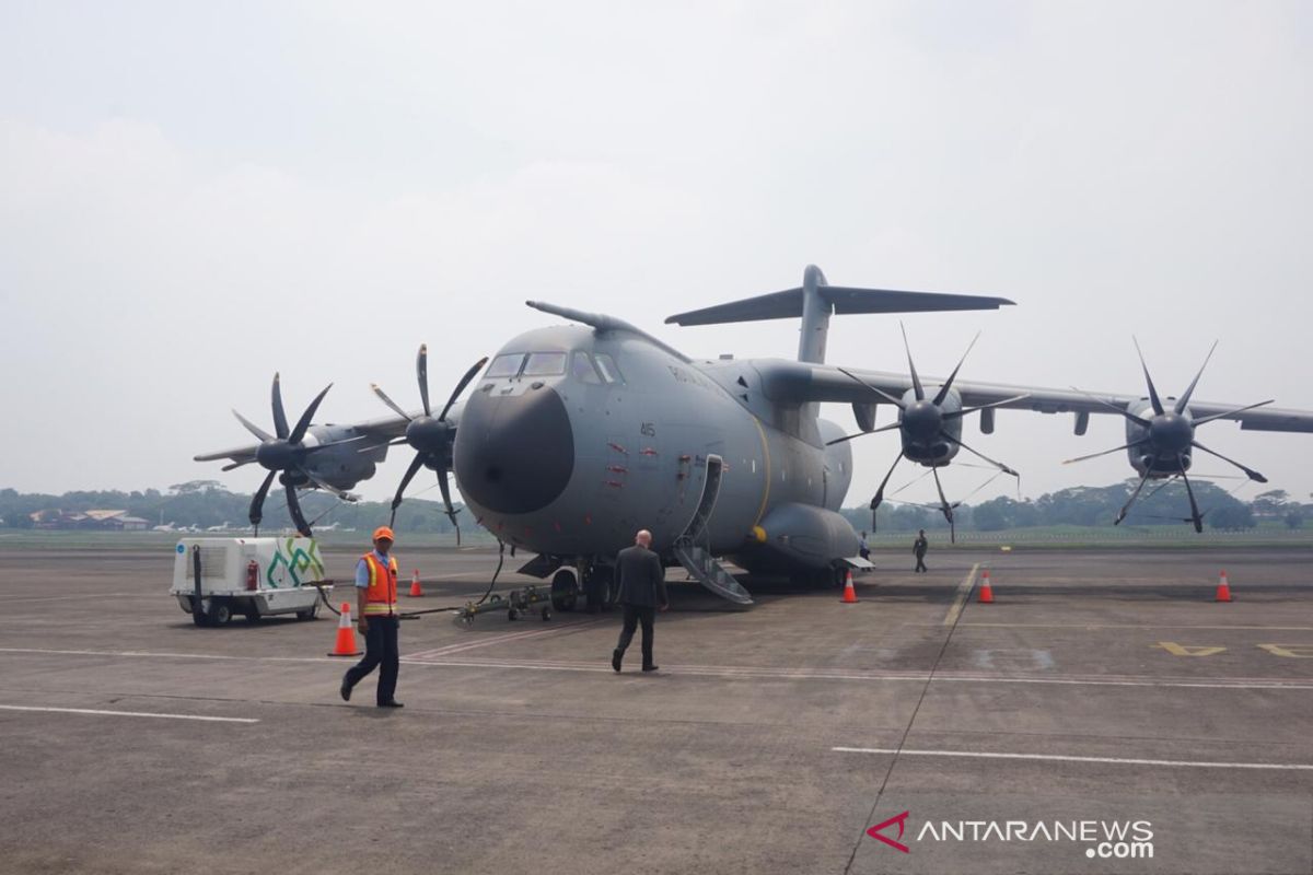 Wakasau Fahru Zaini tinjau pesawat angkut A400M buatan Airbus