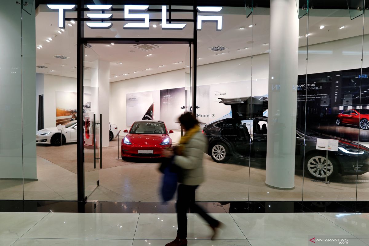Tesla kembali digugat karyawan karena pelecehan seksual di pabrik