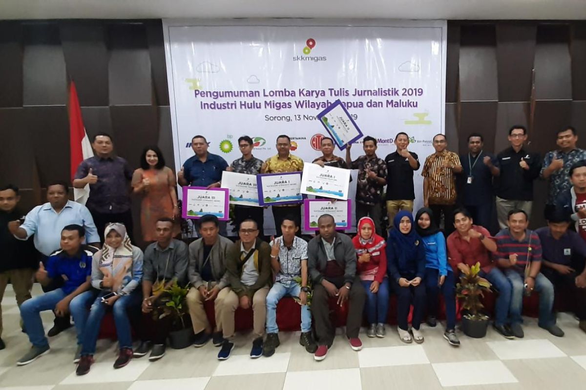 Antara Maluku raih tiga penghargaan lomba karya tulis jurnalistik