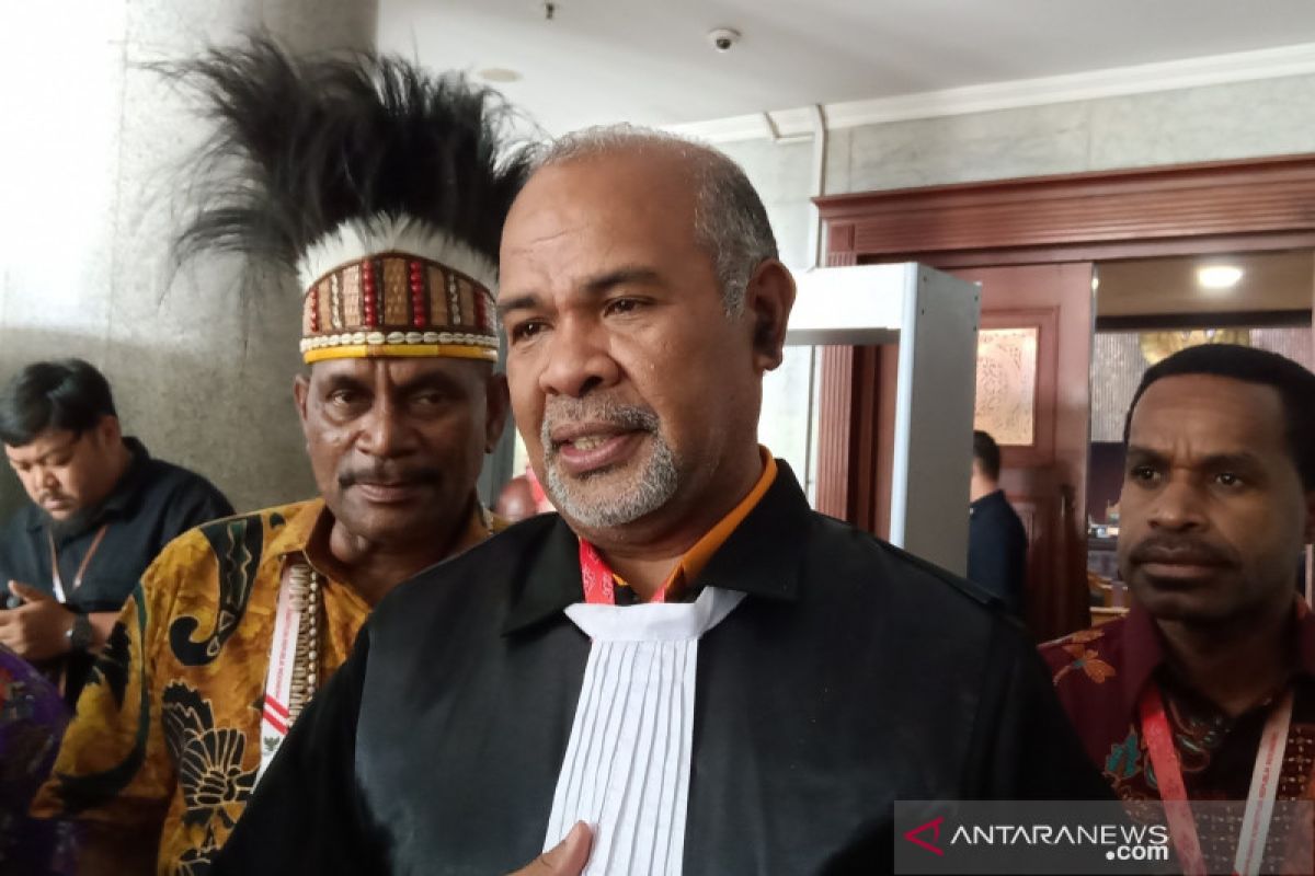 Sidang otsus Papua di MK ditunda karena telat ajukan pemberitahuan ahli