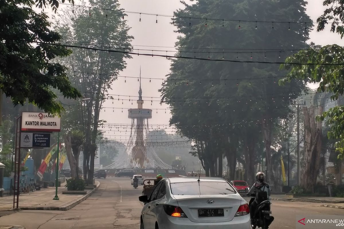 Kabut asap kembali  tutupi Kota Jambi