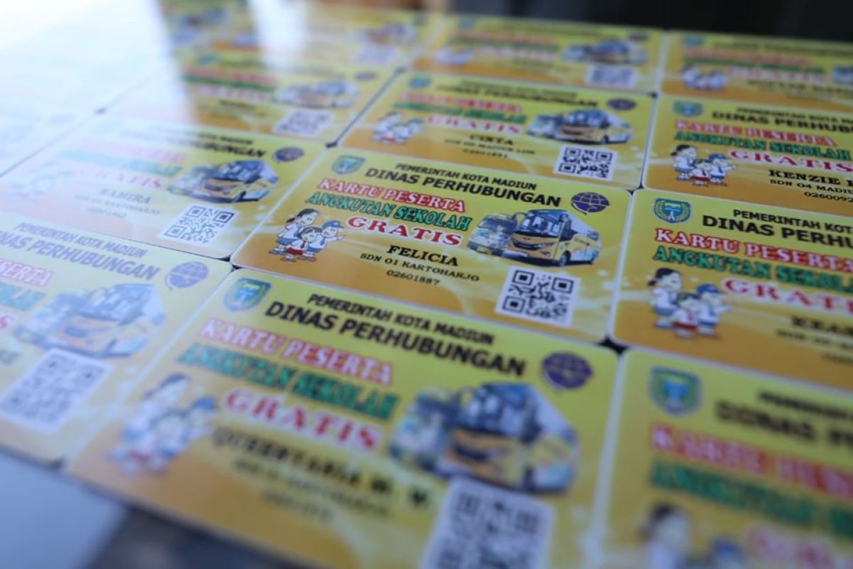 Pemkot Madiun terapkan kartu elektronik angkutan sekolah gratis