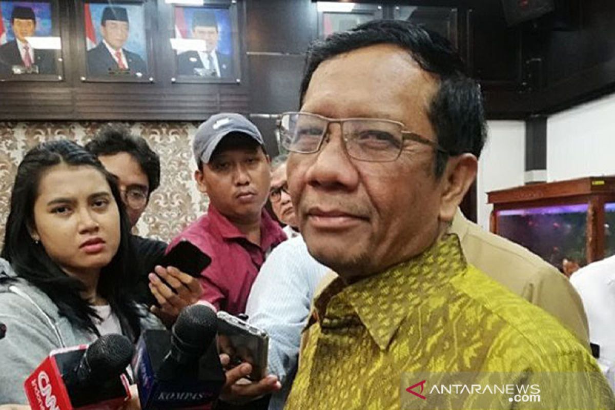 Bantah kebobolan,  Mahfud: Terorisme selalu 