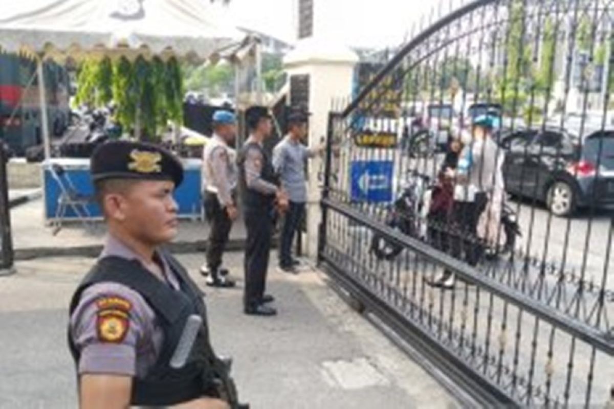 Polda Sumbar perketat penjagaan pasca-ledakan di Polrestabes Medan