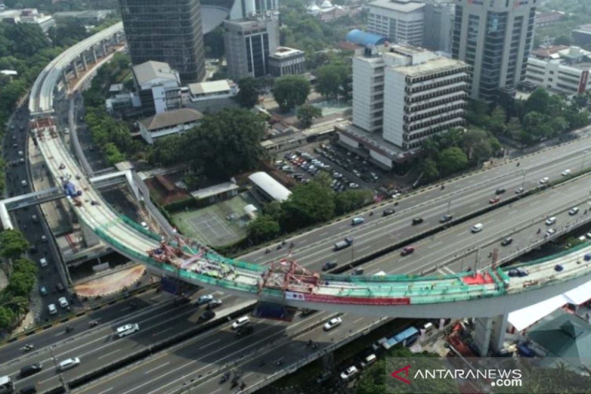 Konstruksi tersulit LRT tersambung, ini cuitan Presiden Jokowi