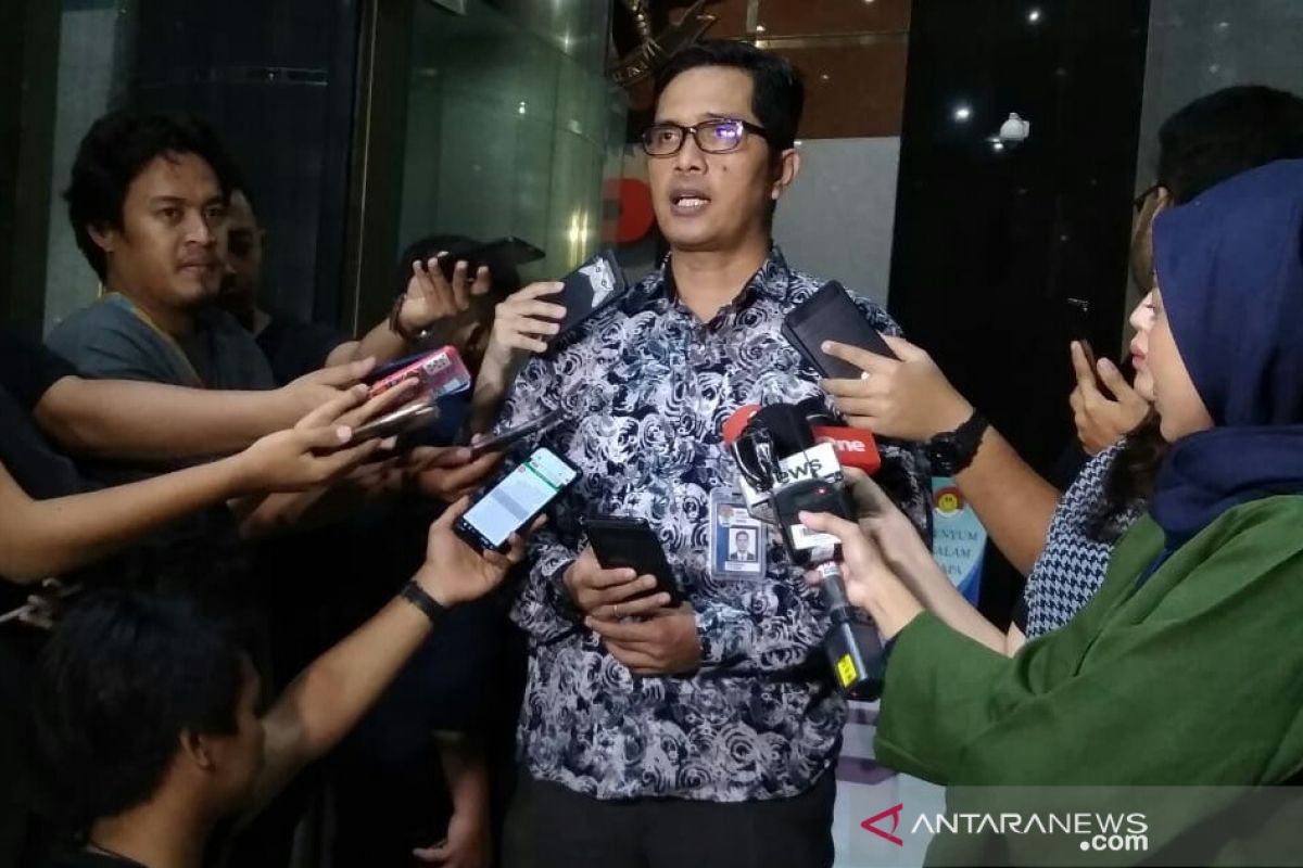 KPK dalami saksi  Akbar Buchari soal proyek-proyek di Kota Medan