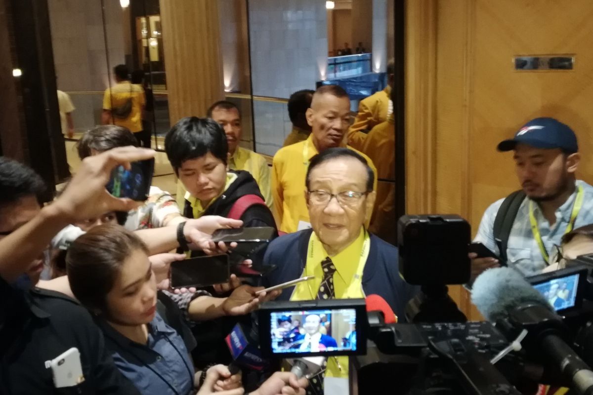 Dorongan aklamasi, Akbar Tanjung: Serahkan mekanisme Munas Golkar