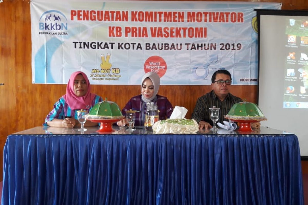 BKKBN Sultra gelar penguatan Komitmen Motivator KB Pria di Baubau