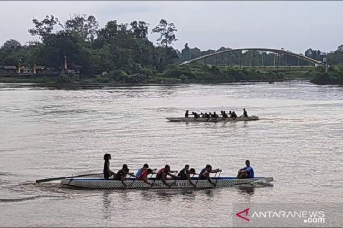 Tim putri Malaysia terpaksa berlaga di nomor putra Siak Serindit Boat