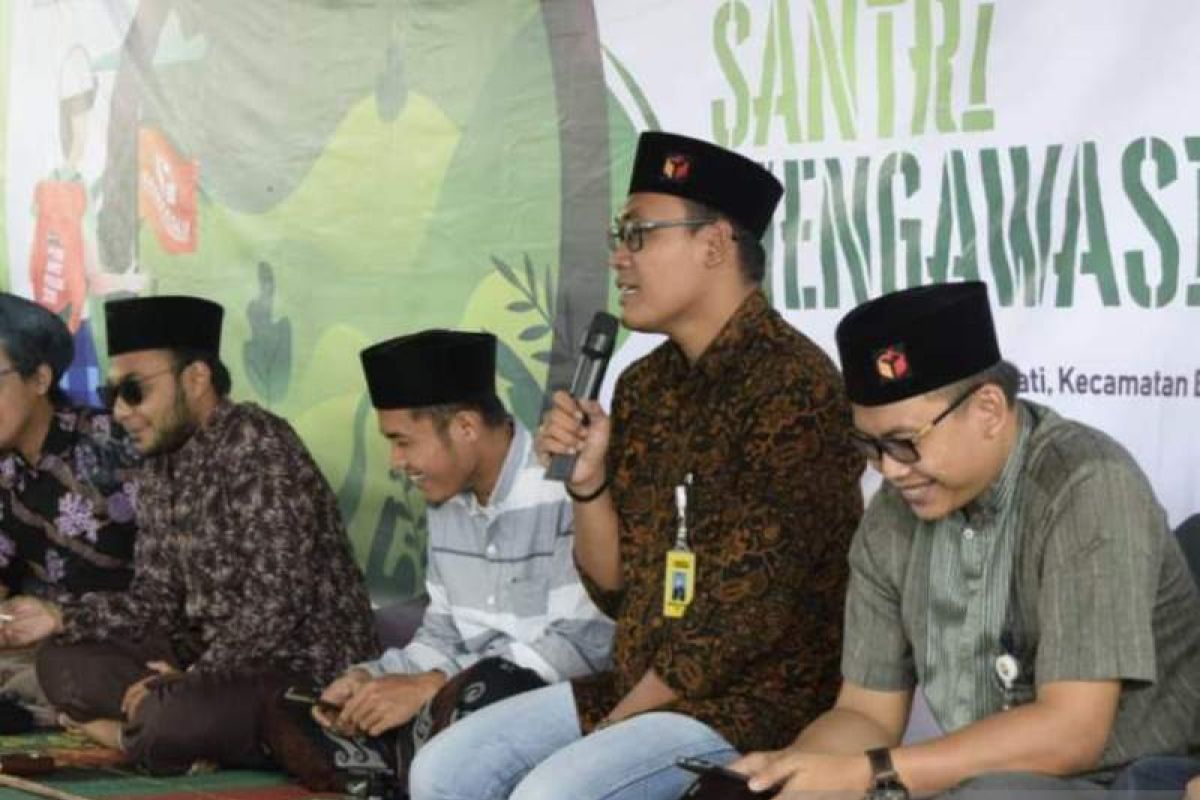 Santri di Purworejo dilibatkan dalam pengawasan Pilkada 2020