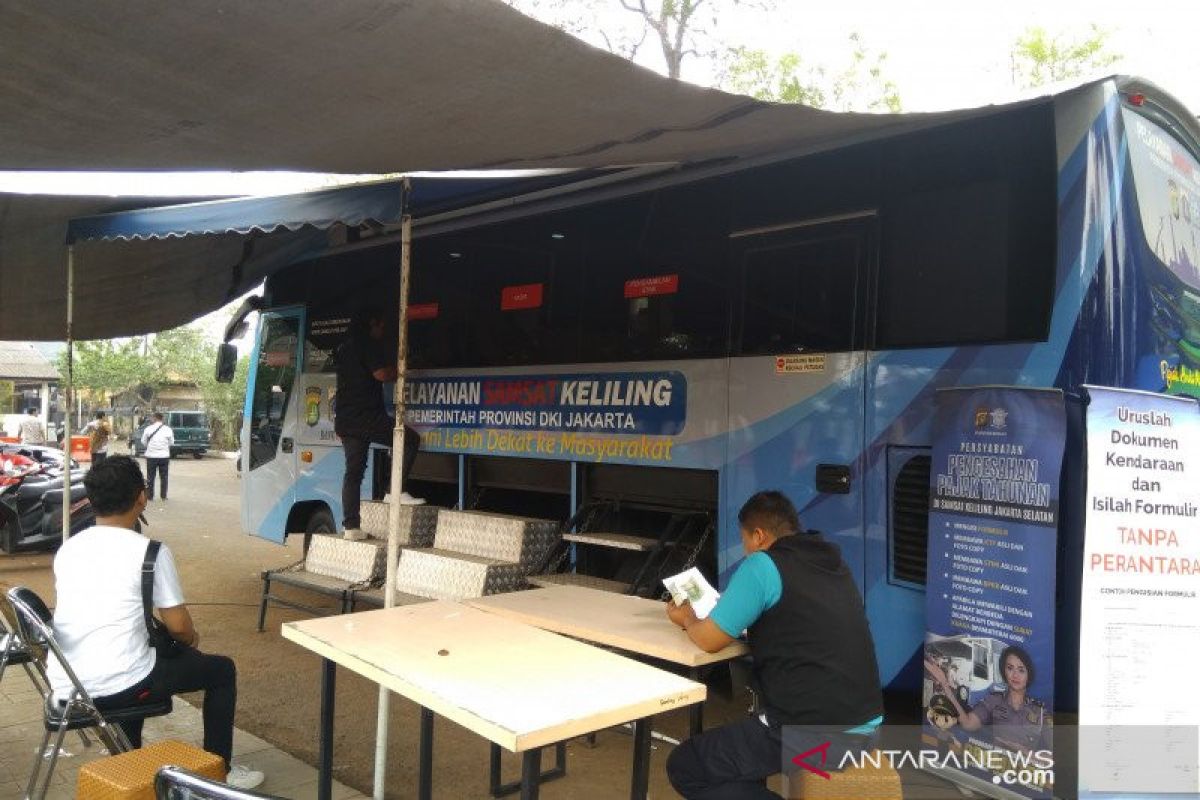 Polda Metro Jaya buka pelayanan Samsat Keliling di 14 lokasi