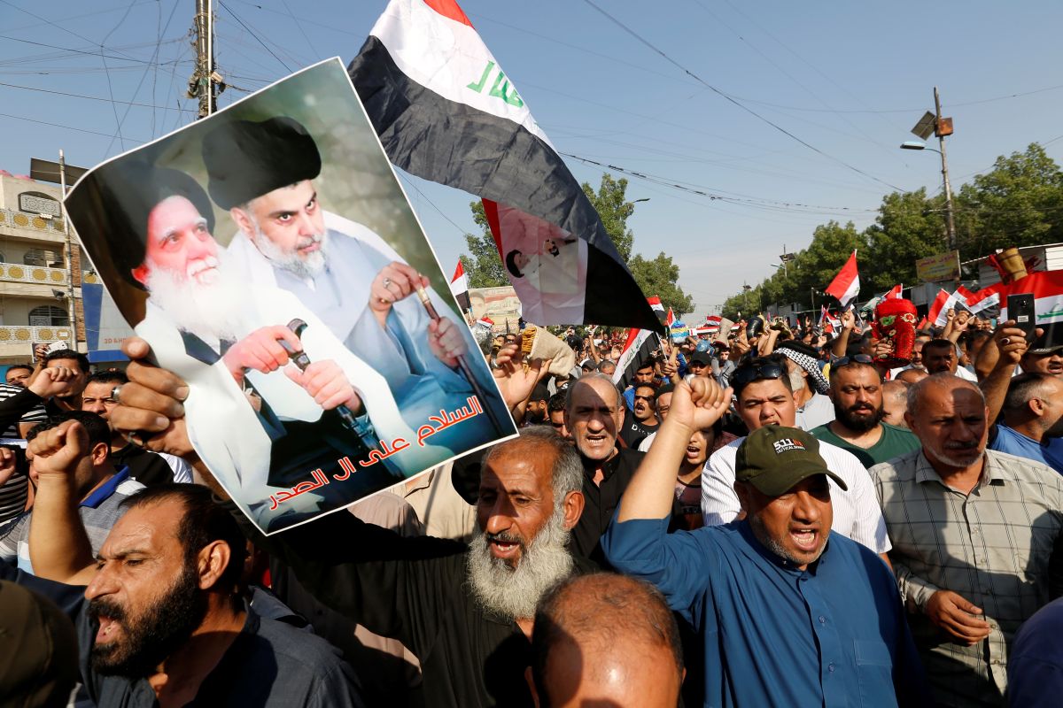 Ulama populis Irak  Moqtada al-Sadr imbau pembatalan demo anti-AS