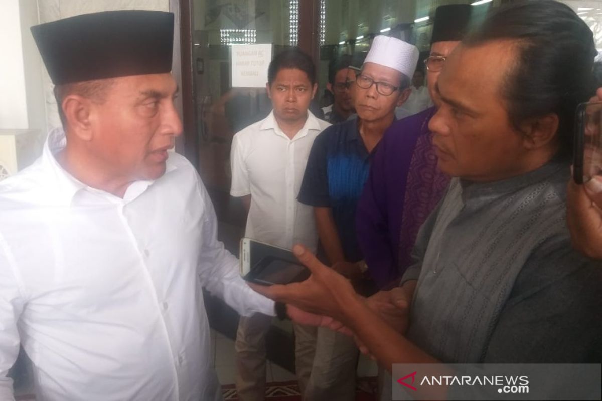 Gubernur Sumut harap polisi usut pembuang bangkai babi di sungai