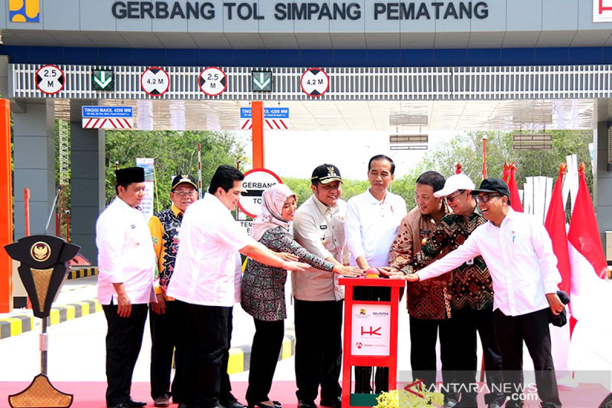 Presiden Jokowi: Jalan tol ciptakan pertumbuhan ekonomi baru