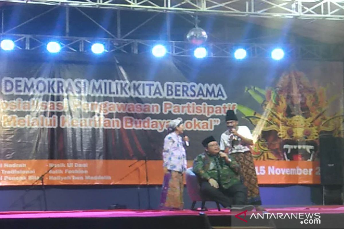 Bawaslu Pamekasan gelar sosialisasi melalui pentas seni budaya