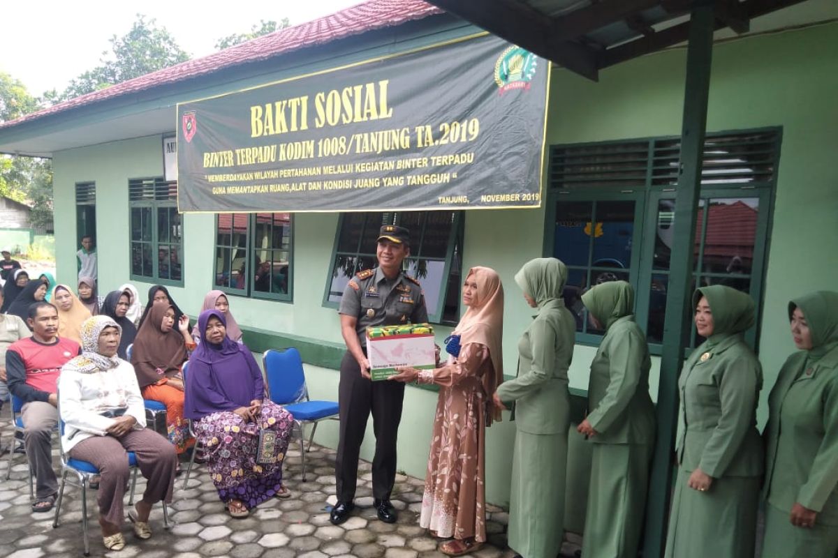 Kodim 1008/Tanjung gelar pengobatan gratis dan donor darah