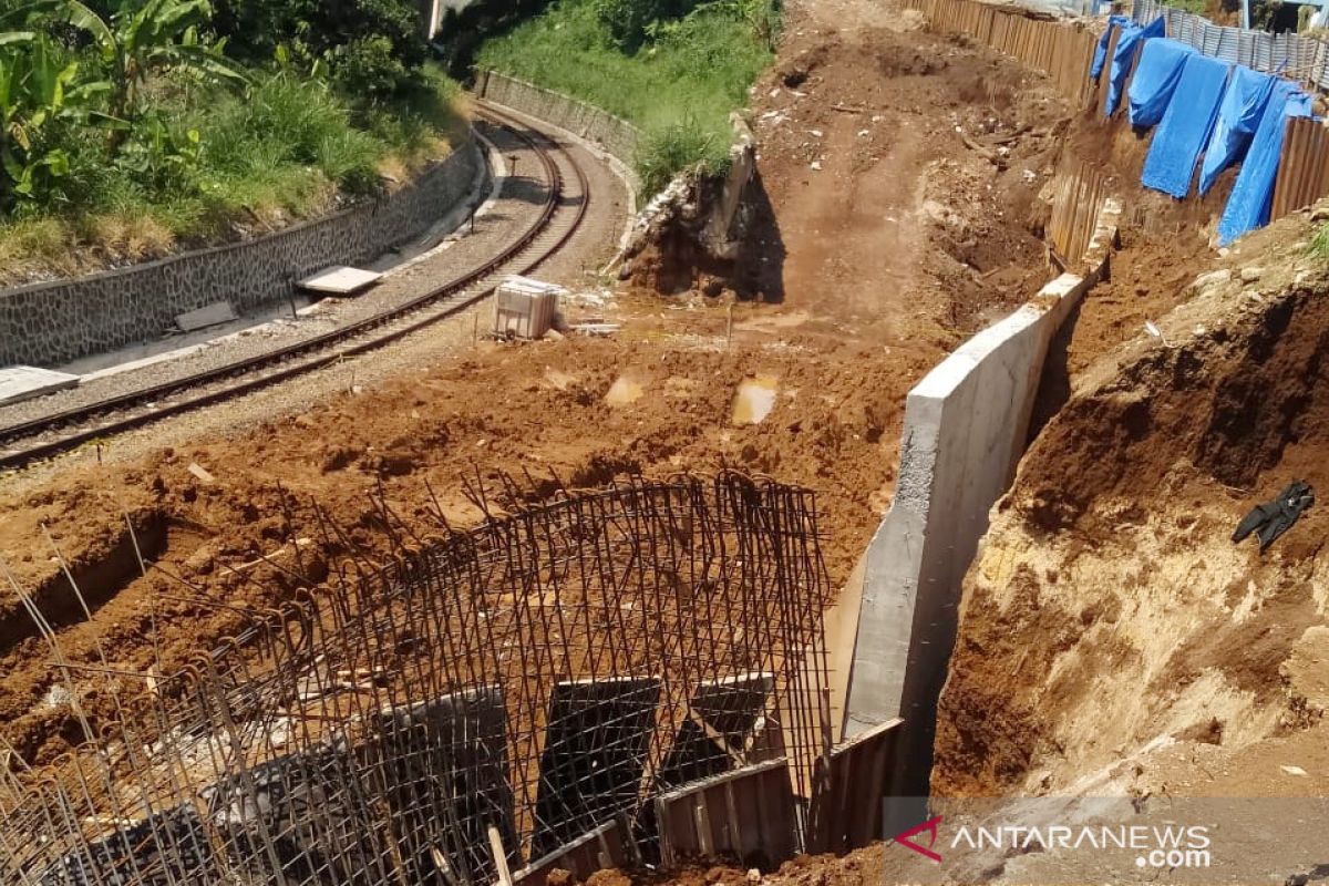 Kemenhub hentikan sementara proyek jalur ganda KA pascainsiden longsor di Bogor