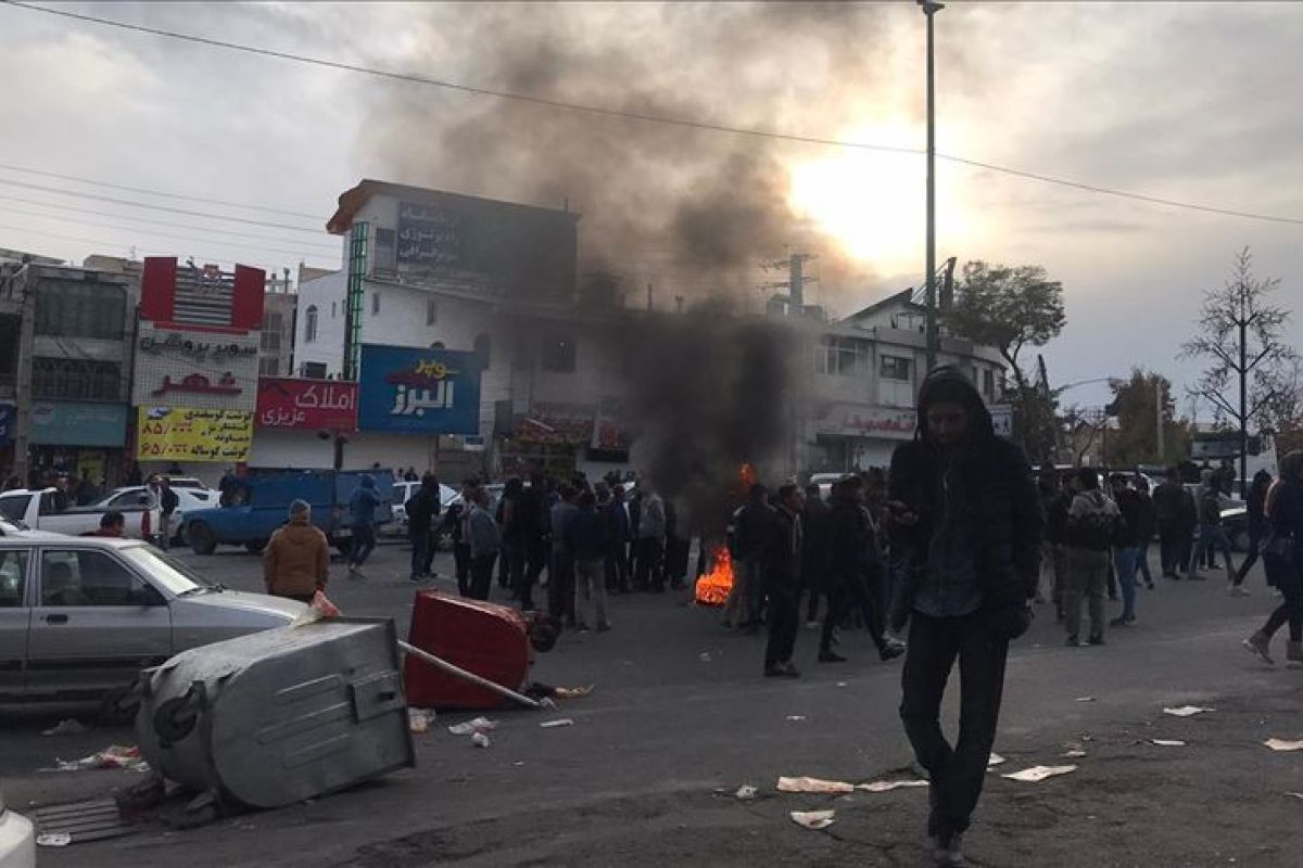 Amnesti Internasional sebut kerusuhan Iran tewaskan 100 orang lebih