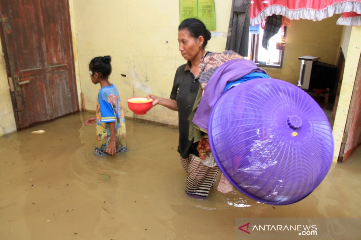 Banjir rendam tujuh kecamatan di Aceh Barat