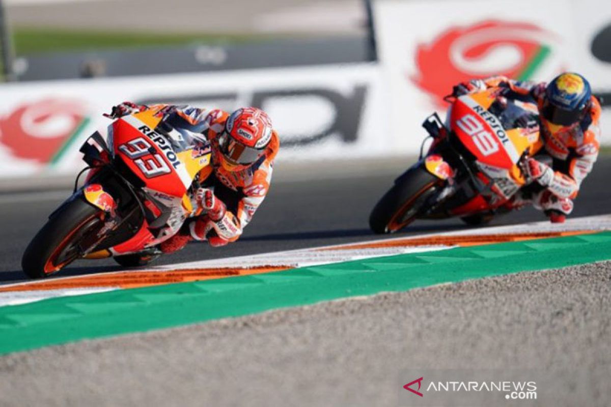 Marquez kawinkan tiga gelar untuk Honda di Valencia, Lorenzo pamitan