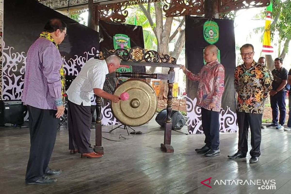 Kaltim Optimalisasi Anjungan TMII Promosi Investasi Daerah