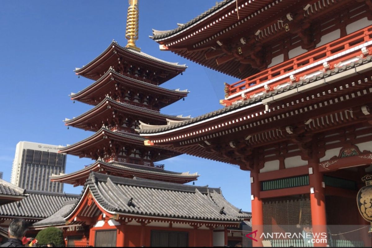 Wisata ke Kuil Sensoji Asakusa Tokyo