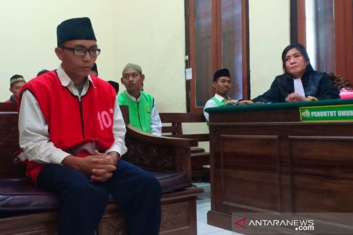 Pengadilan Surabaya jatuhkan hukuman kebiri pada oknum pembina Pramuka