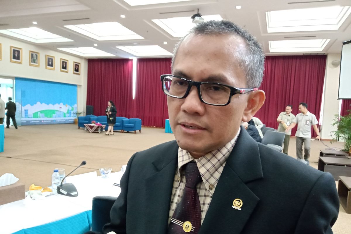 Ketua KY menemui Menko Polhukam bahas penegakan hukum