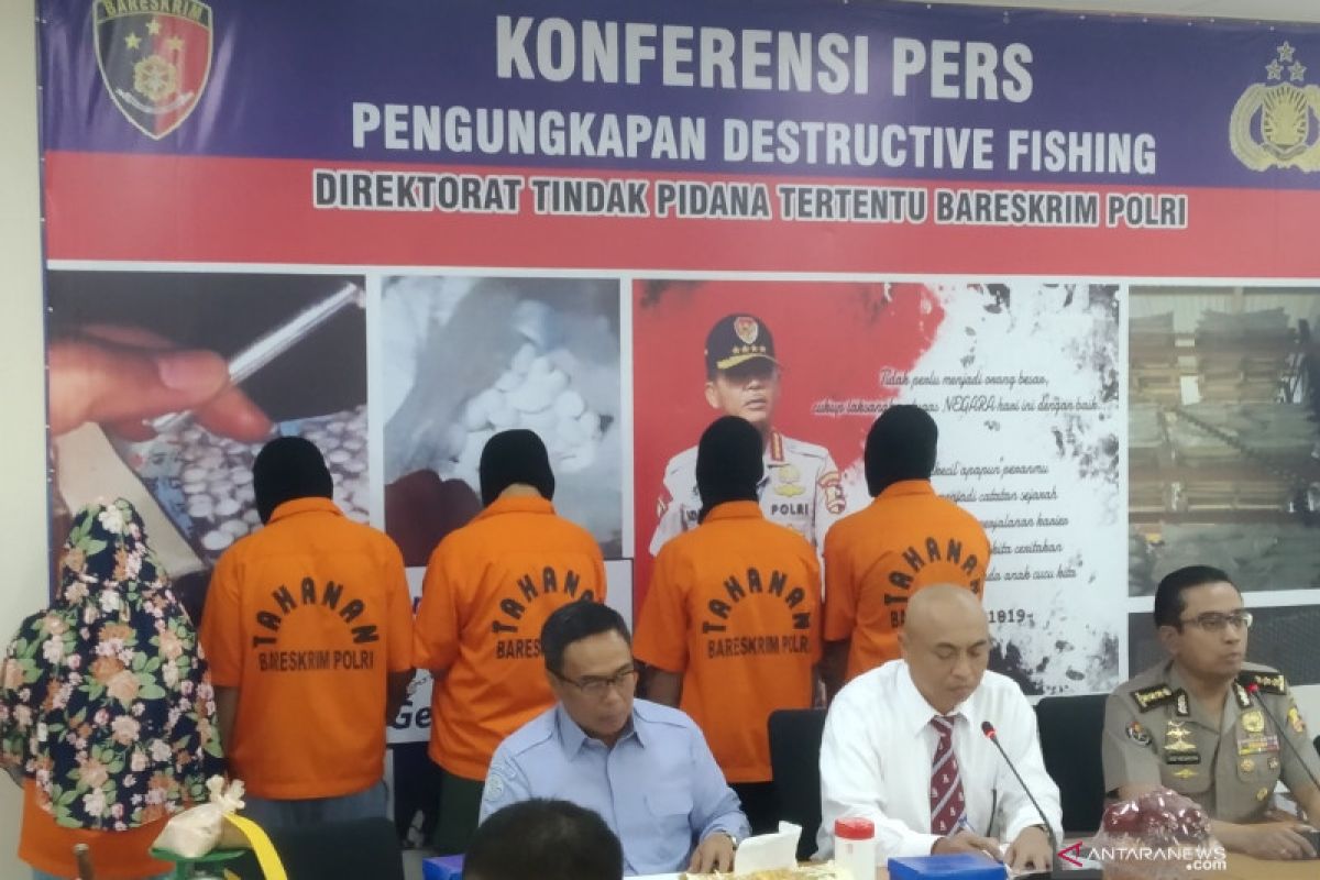 Bareskrim tangkap 19 pemasok bom ikan