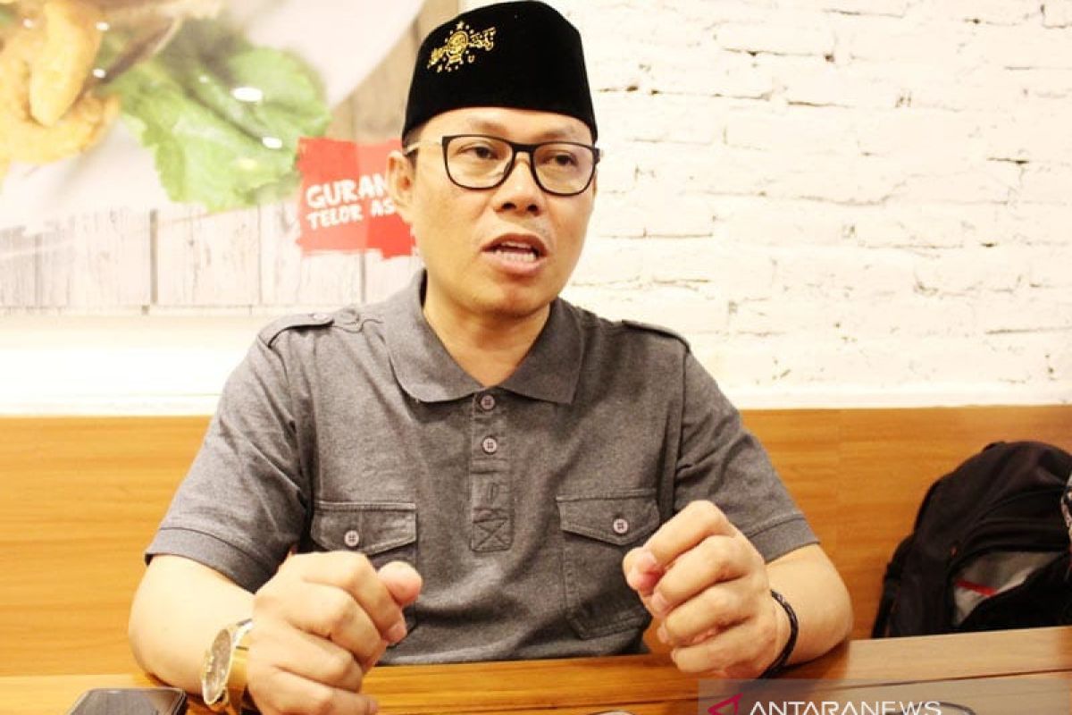 Senator : Pengembangan Kota Surabaya perlu dimulai dari kampung