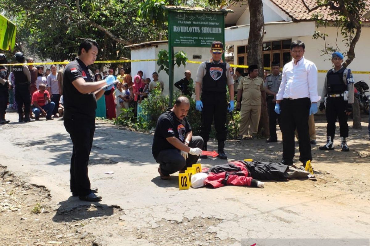 Diisukan sebagai dukun santet, seorang kakek tewas dibunuh saat hadiri tahlilan kerabatnya