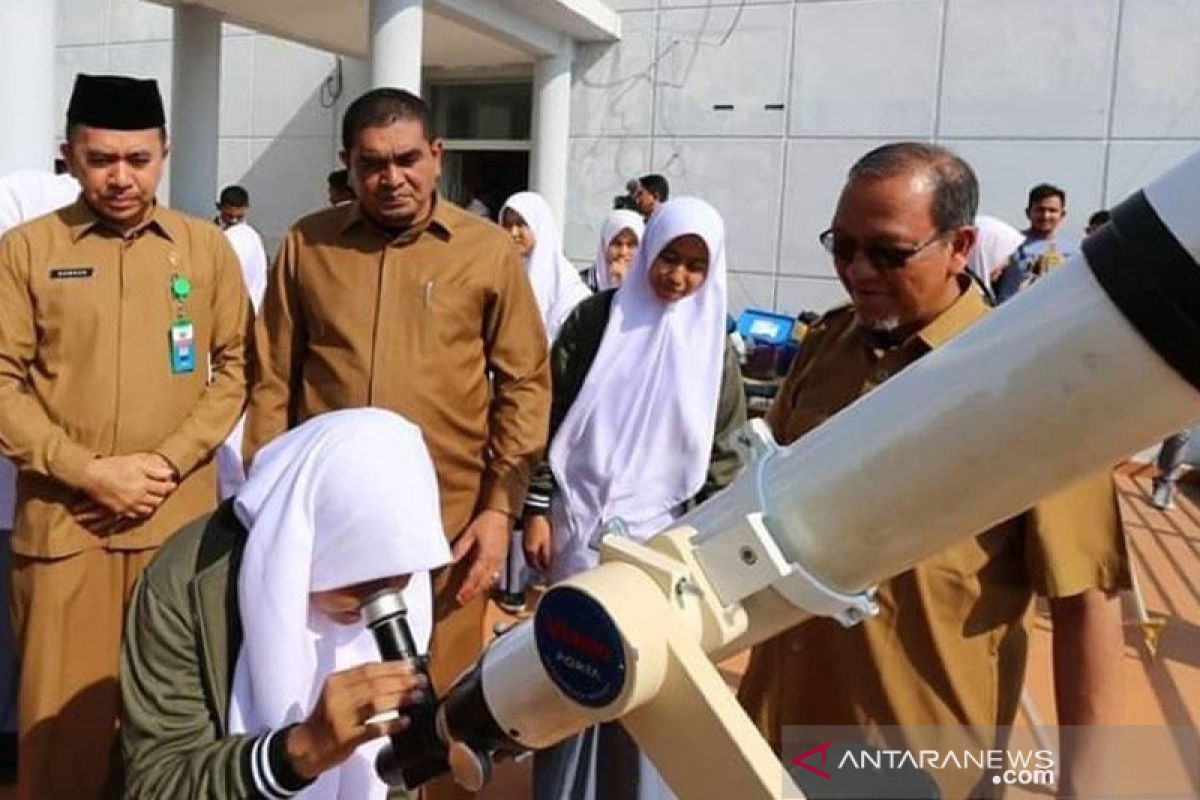 Gerhana matahari total  terlihat di Simeulue dan Aceh Singkil