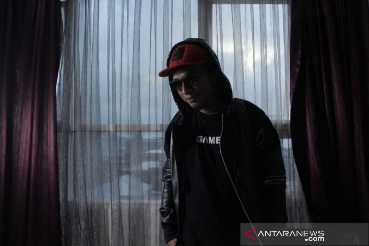 Musisi 'hip-hop' harapkan industri musik di Ambon lebih berkembang