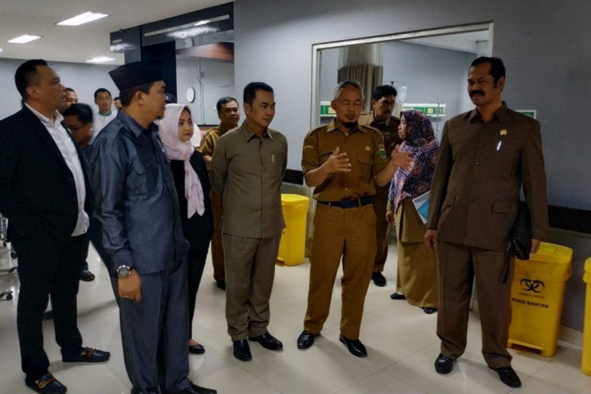 DPRD Banten sidak kerusakan RSUD Banten akibat angin dan hujan