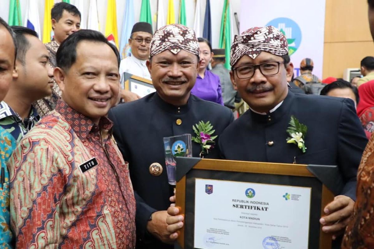 Kota Madiun raih penghargaan Kota Sehat Swasti Saba Wistara 2019