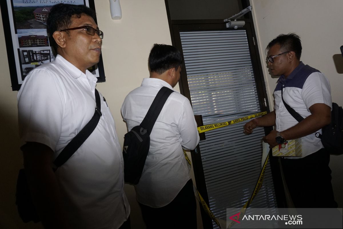 Jaksa kembalikan berkas korupsi Kepala Penyedia Perumahan PUPR NTB
