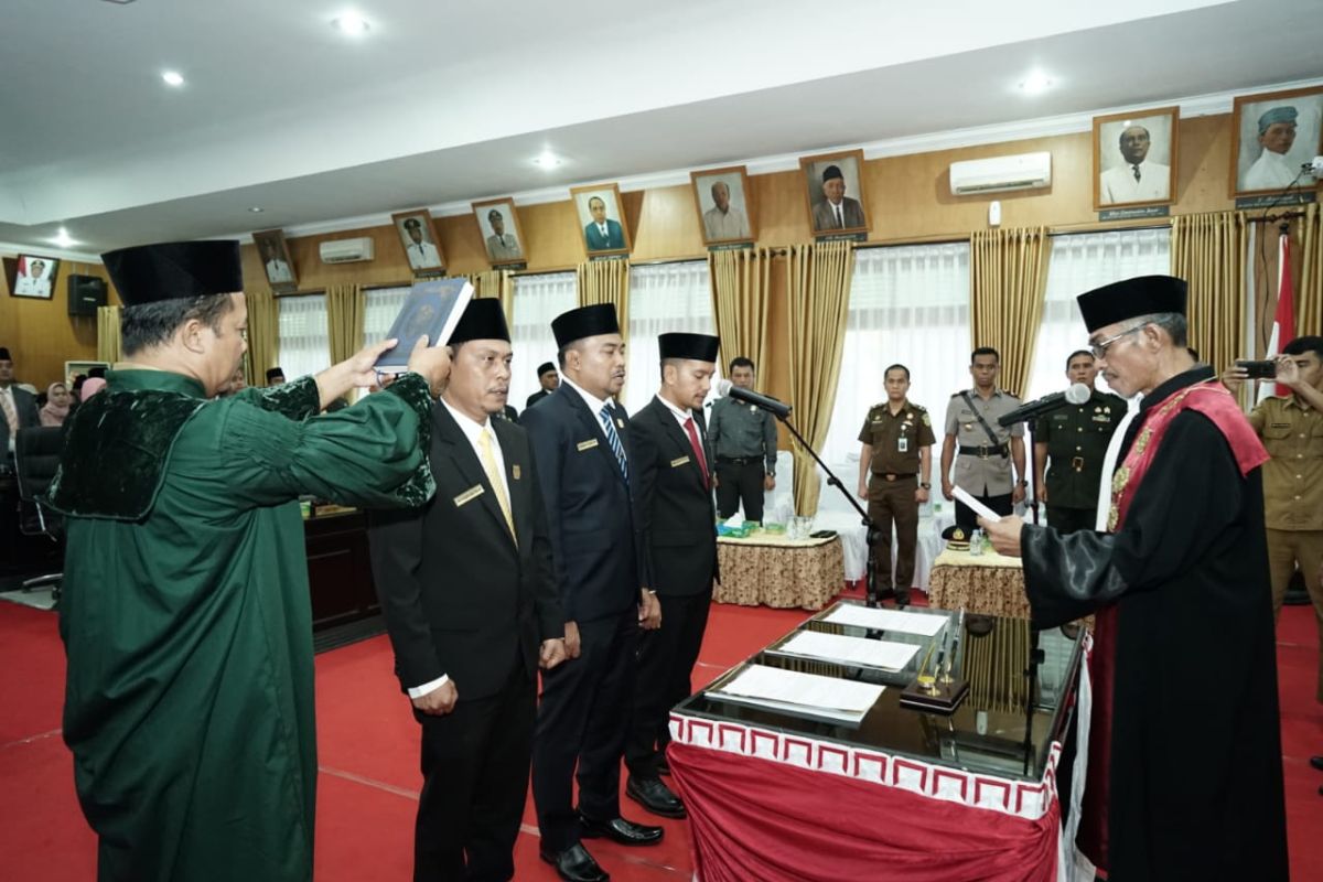 Pimpinan DPRD Tebing Tinggi dilantik