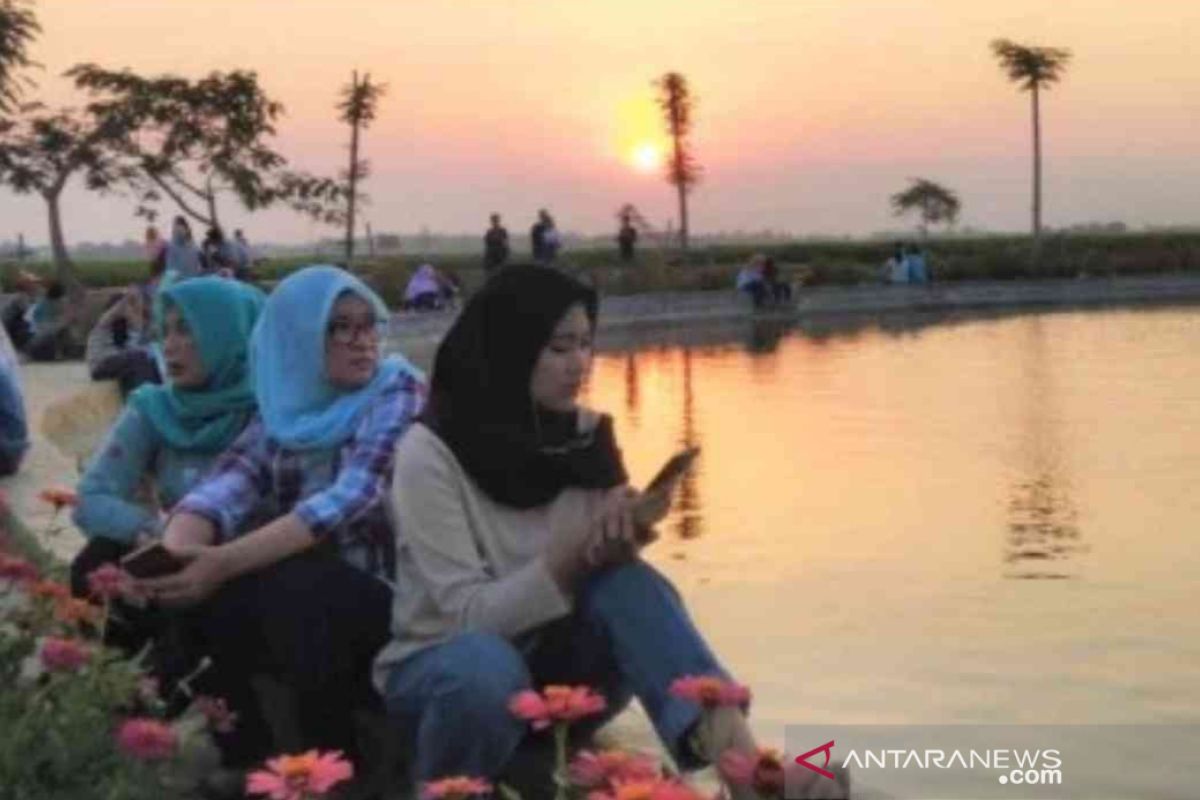 Bekasi kembangkan destinasi wisata swafoto 'Taman Pelangi'