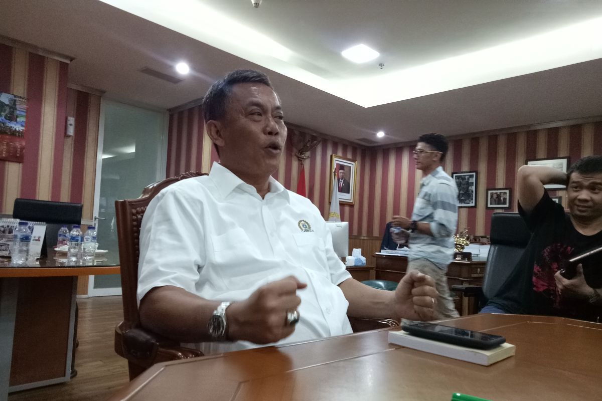 Ketua DPRD DKI minta jumlah program pembentukan perda ditimbang ulang